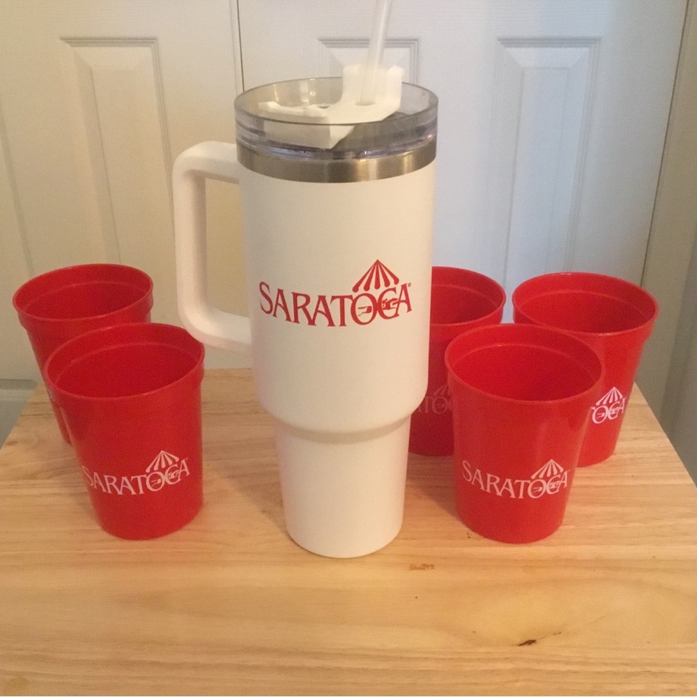 40oz Insulated Traveler Tumbler w/ “Saratoga” Logo & 5 Plastic “Saratoga” cups